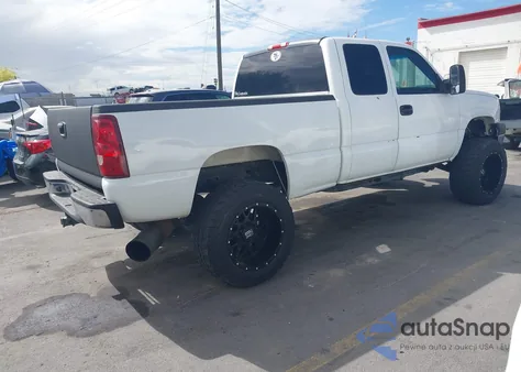2003 Chevrolet Silverado 2500Hd Ls из США, поврежденный, VIN 1GCHC29113E213306